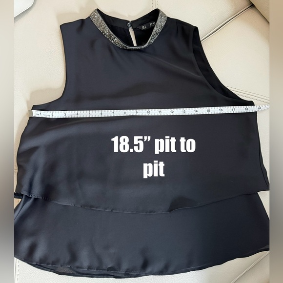 Black Zara top with jewel collar - Picture 3 of 7